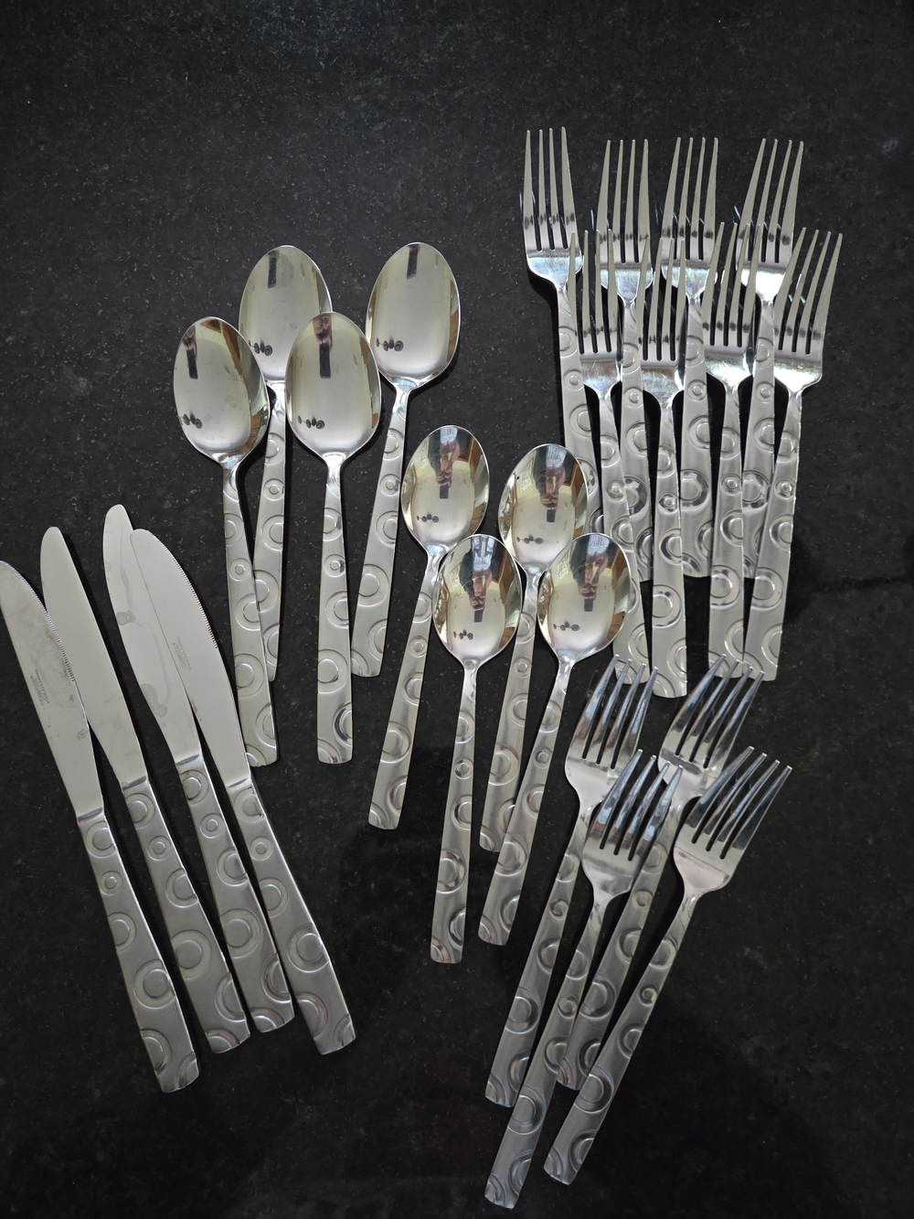 Stainless Steel Silver Cutlery Set with Decorative Handle - Home Dining